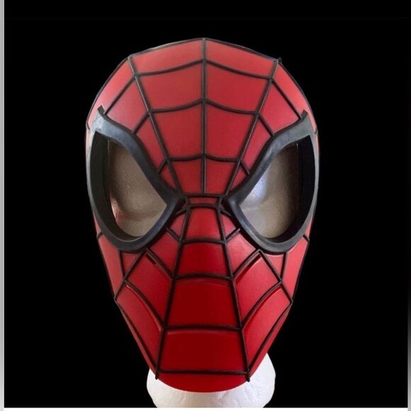Hasbro Marvel Spider-Man 2010 Spider- Man Mask Roleplay Toy - Picture 1 of 6